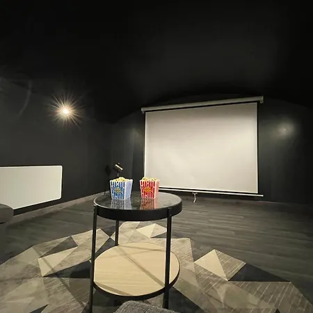 Lantre Deux Ferienhaus Le Breuil-sur-Couze